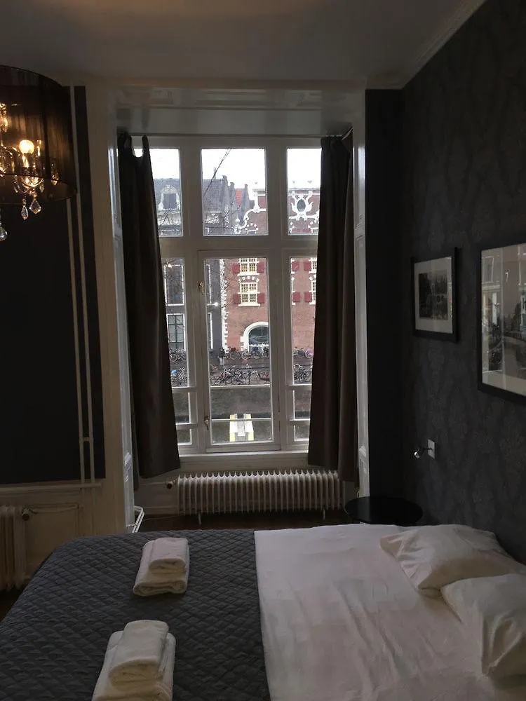 Flower Market Hotel Amsterdam