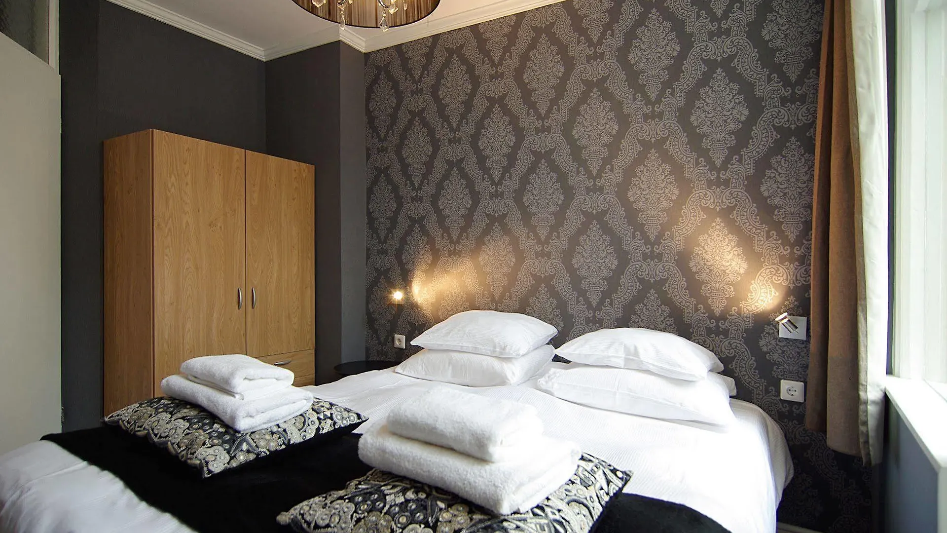 Flower Market Hotel Amsterdam